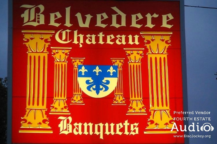 Belvedere Chateau Sign