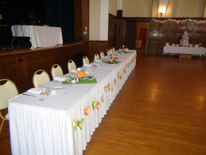 Woman's Club of Wilmette Wedding Party Head Table