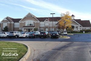 arrowhead-golf-club-exterior-autumn