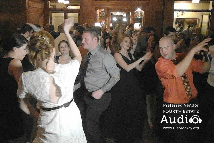 Chicago DJ Fourth Estate Audio at Maggiano's Oak Brook