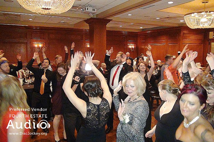 Maggiano's Oak Brook Preferred Chicago Wedding DJ