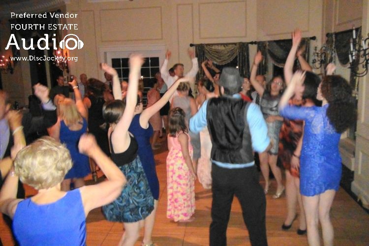 Chicago Disc Jockeys Fourth Estate Audio at Royal Fox Country Club