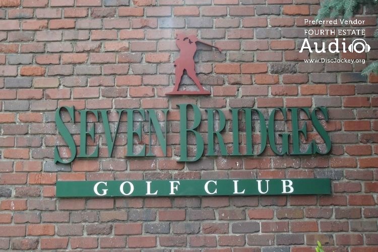 Seven Bridges Golf Club Sign