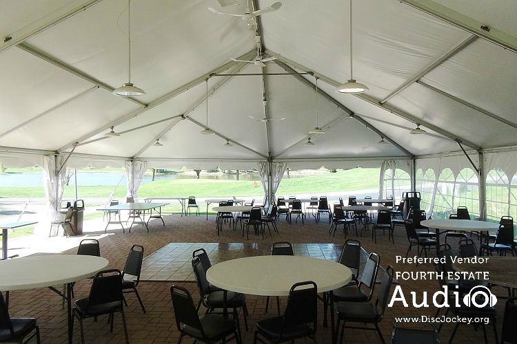 twin-lakes-golf-course-tent