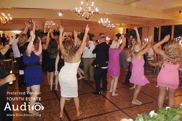 Chicago DJ Fourth Estate Audio at Flossmoor Country Club