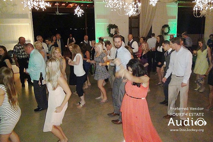 Chicago Wedding DJs Fourth Estate Audio at Emerson Creek