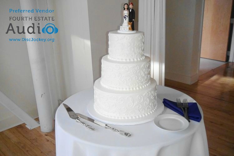 Greenhouse Loft Wedding Cake