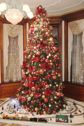 Patrick Haley Mansion Christmas Tree
