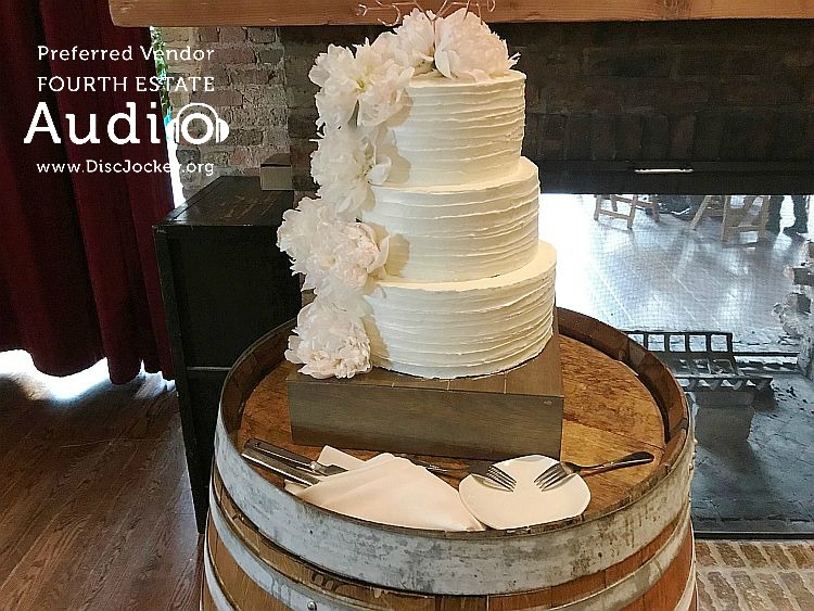 city-winery-wedding-cake