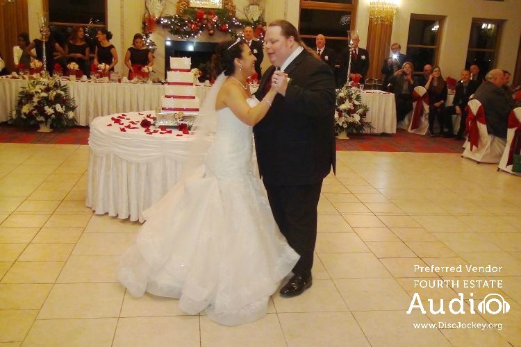 Hickory Hills Country Club First Dance