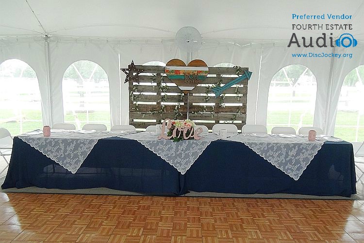 northfork-farm-wedding-party-table