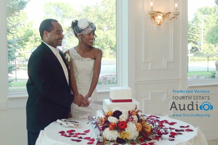 Patrick Haley Mansion Wedding Cake Cutting
