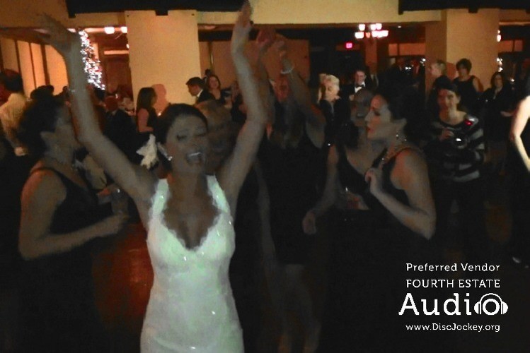 River Forest Country Club Bouquet Toss